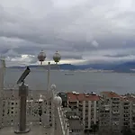 Appartement 4-room, Warm House, Near The Sea, Next To The Historic Elevator İzmir
