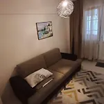 Appartement 4-room, Warm House, Near The Sea, Next To The Historic Elevator İzmir