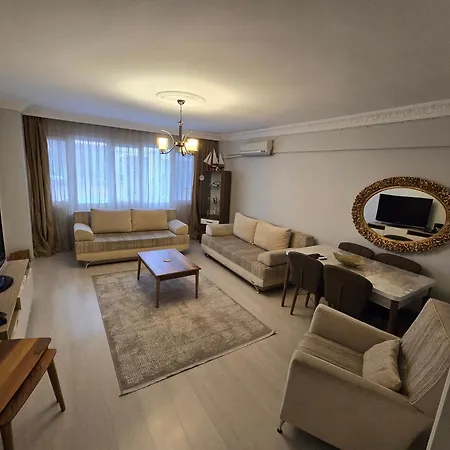 4-room, Warm House, Near The Sea, Next To The Historic Elevator Apartment