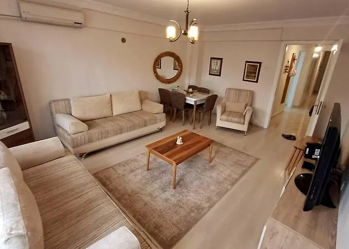 4-room, Warm House, Near The Sea, Next To The Historic Elevator Apartamento