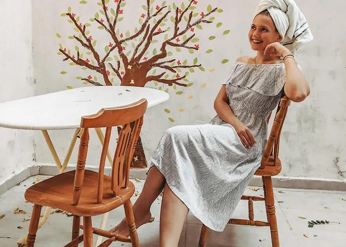 4-room, Warm House, Near The Sea, Next To The Historic Elevator Esmirna